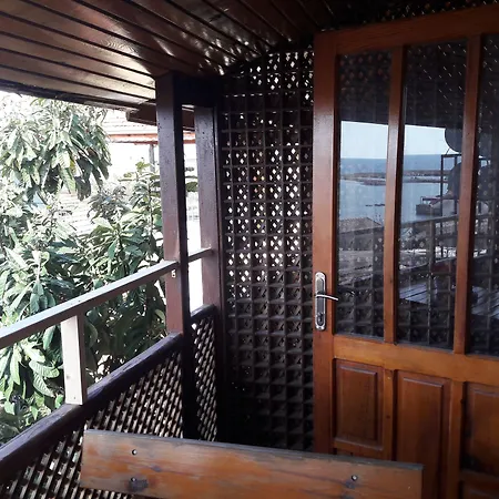 Antonios Motel-2